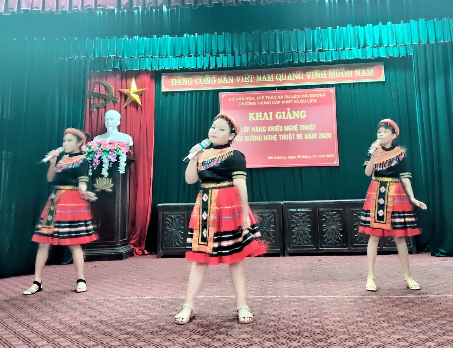 khai giảng NKNT 2020 1