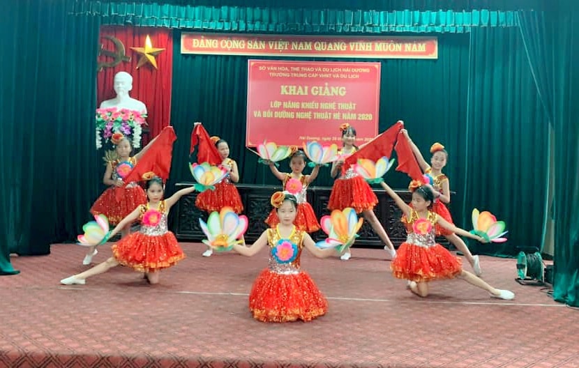 Khai giảng lớp Năng khiếu nghệ thuật và Bồi dưỡng hè 2020