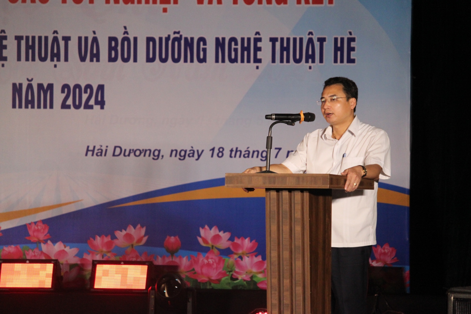 Ông Vũ Đình Tiến - Phó Giám đốc Sở Văn hóa, Thể thao và Du lịch Hải Dương phát biểu tại buổi tổng kết